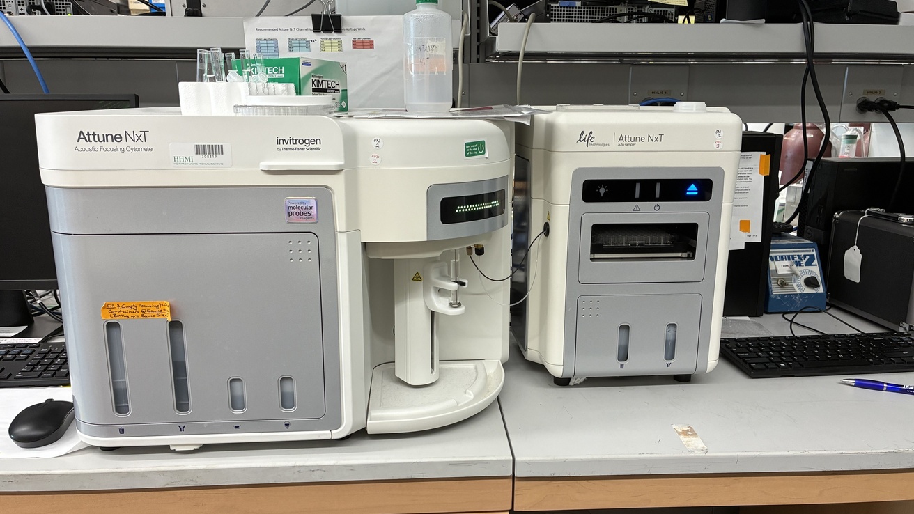 Flow-Cytometer.jpg